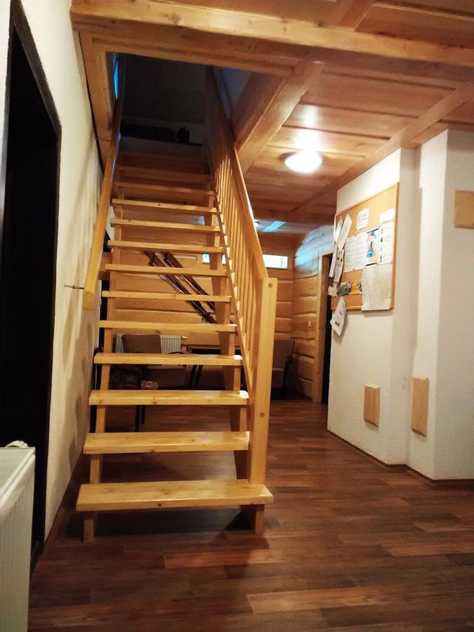 Alexandra 木屋 *